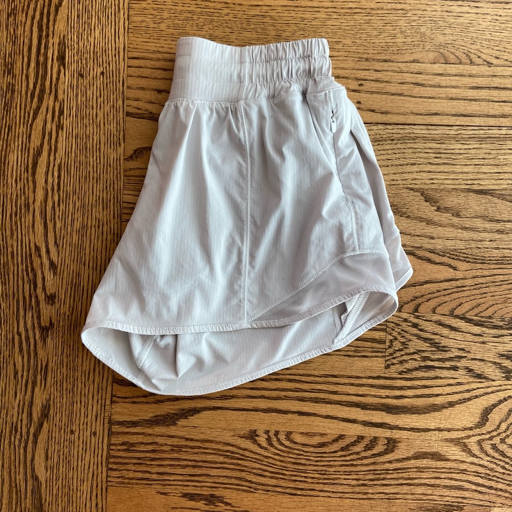 Size 4 Tall Lululemon White shorts